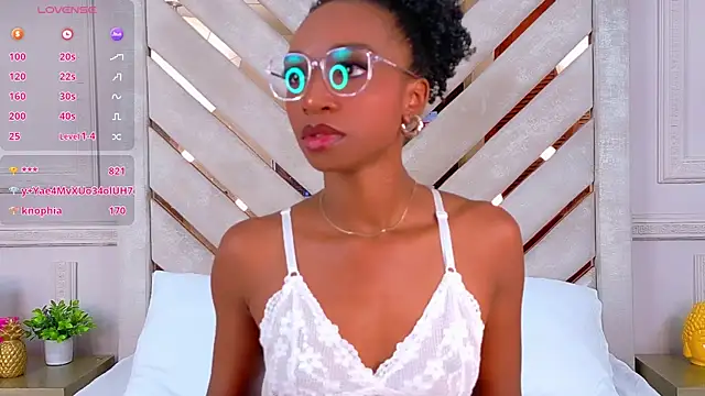 Agatha-Adams's cam snapshot