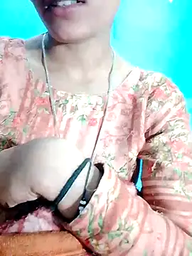 bold-couple live sex cam