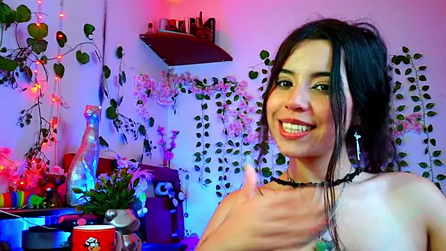 Kittyuwu_'s cam snapshot