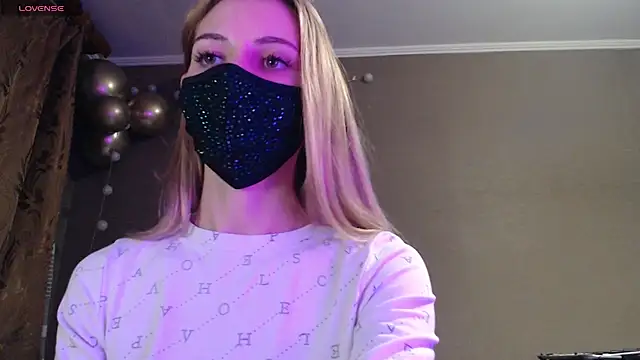 Iris_lave's cam snapshot