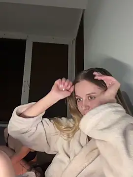 BabyAnais's cam snapshot