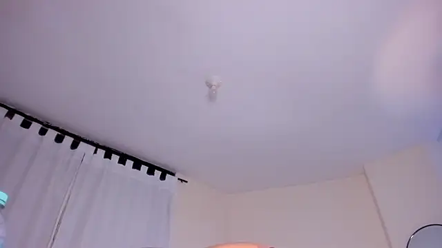 evely_coelloo's cam snapshot