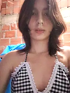 Maiden-Hot's cam snapshot