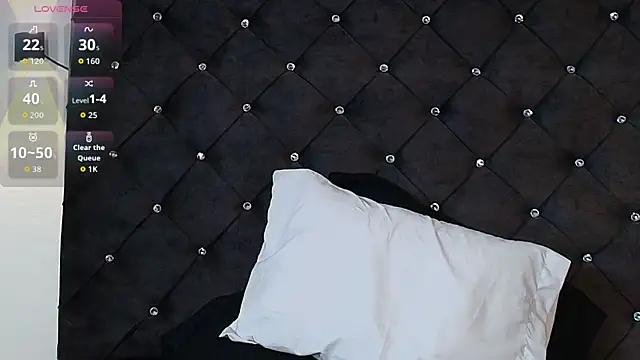 KhalifaBoff_'s cam snapshot