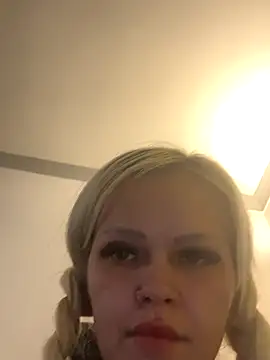 CherryXOX-'s cam snapshot