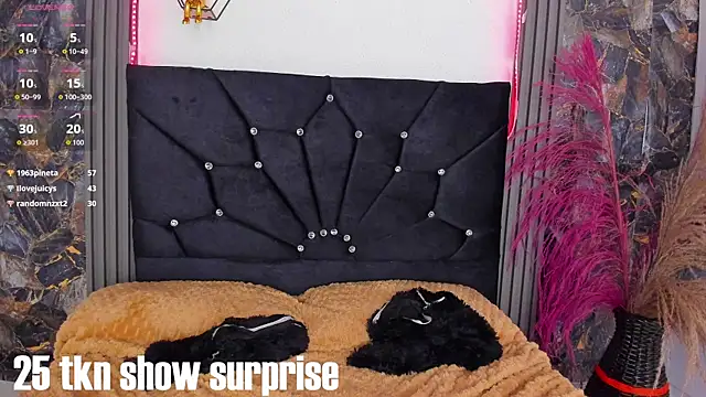 NAIA_ROSSI's cam snapshot