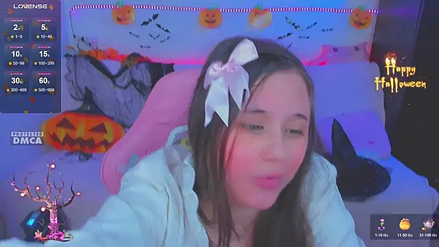 Lolisuccub's cam snapshot