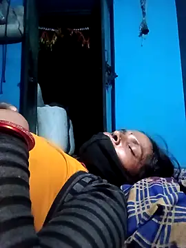 Dipti_bb's cam snapshot