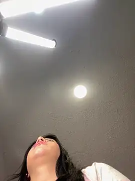 KallyMyller1's cam snapshot