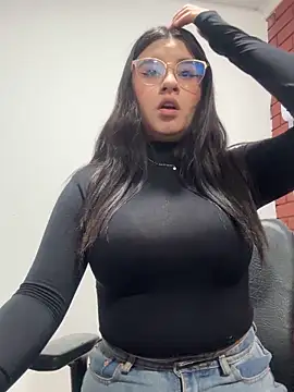 SaraBraun_'s cam snapshot