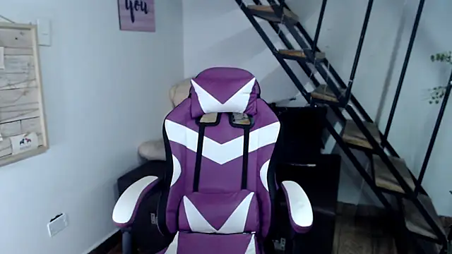 samantha_baby_'s cam snapshot