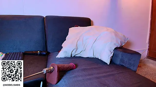 katy_handerson's cam snapshot