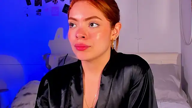 Bleer_Rousse's cam snapshot