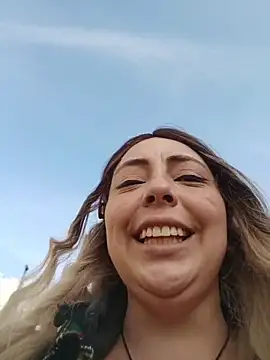 madelaine-'s cam snapshot