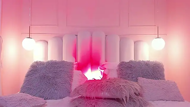 sarah_salis_'s cam snapshot