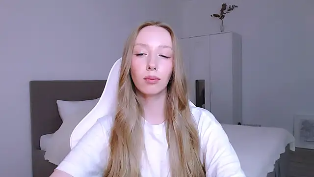 Luna_insniity's cam snapshot