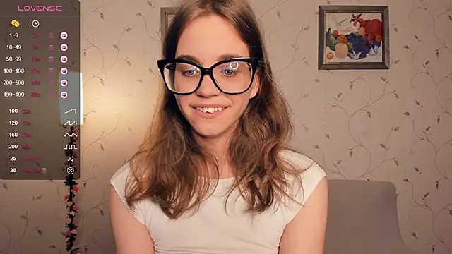 JoanBaggott's cam snapshot