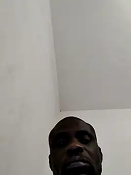 Kwasi-a live sex cam