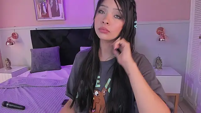 chloe_watson_'s cam snapshot