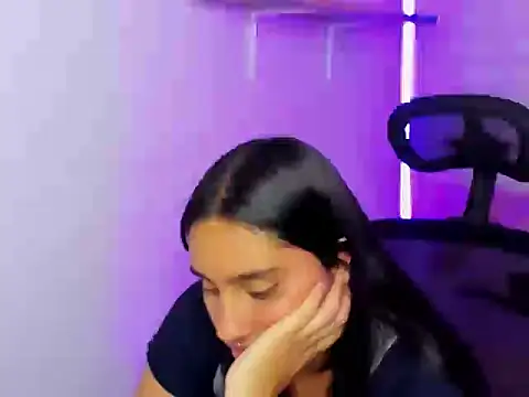 Caroline_rodriguez_9's cam snapshot