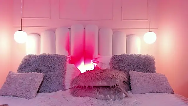 sarah_salis_'s cam snapshot