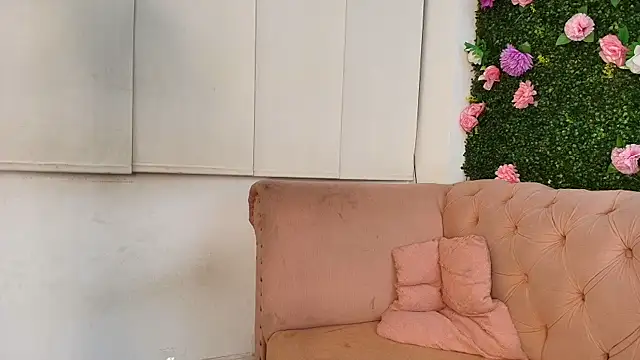 julieta_aguilar1's cam snapshot