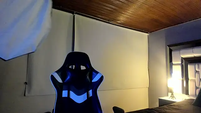 Adhara7's cam snapshot