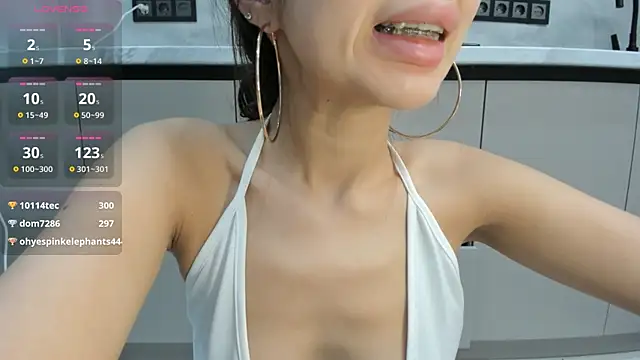 Mia_Meow_'s cam snapshot