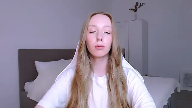 Luna_insniity's cam snapshot