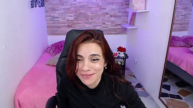 KendallWood_'s cam snapshot