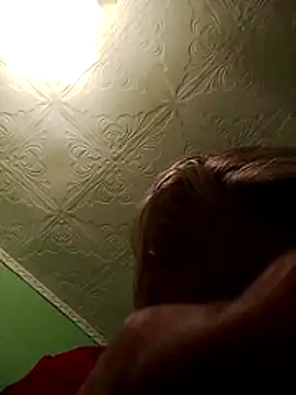 LusiyaGold5 live sex cam