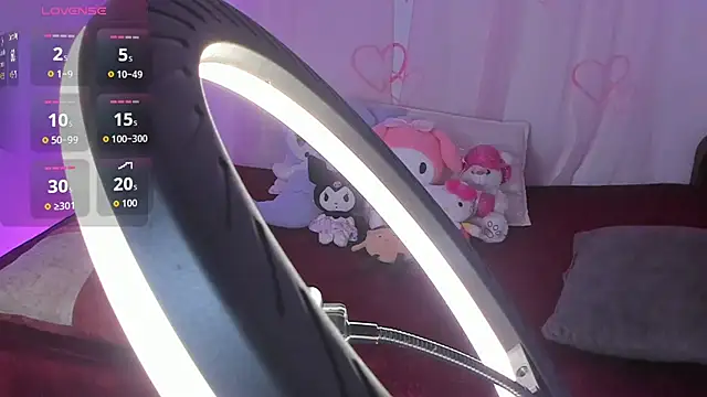 melody_suarez's cam snapshot