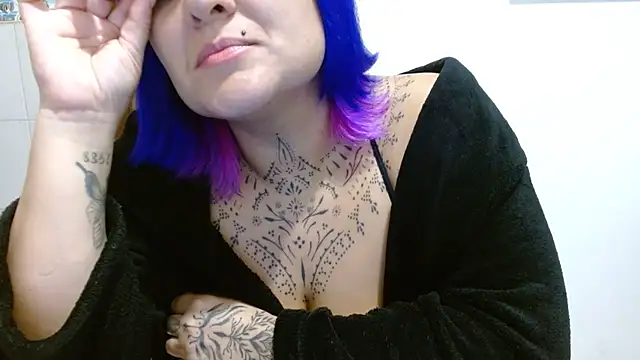 vaholiver's cam snapshot