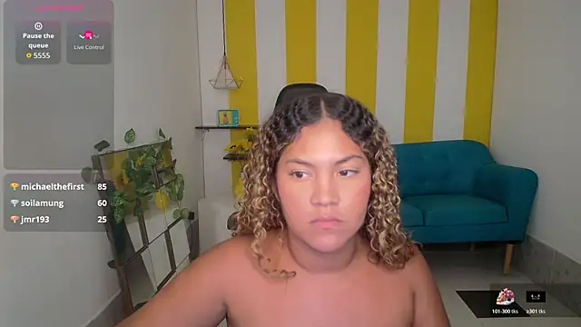 Cristal_War's cam snapshot