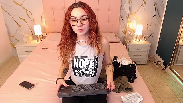 Red_kytty6's cam snapshot