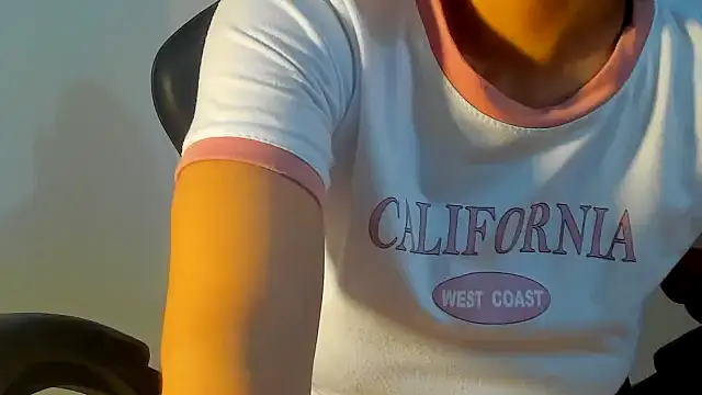 Sami_Hotie1's cam snapshot