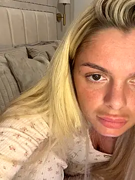 Irish_BarbieMilfx's cam snapshot