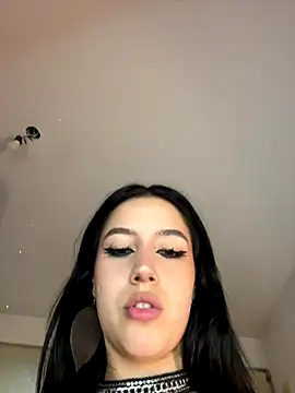 mikuserafini's cam snapshot