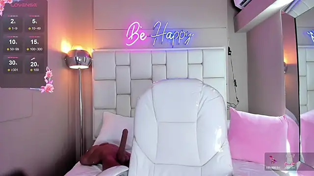 VioletthaRous's cam snapshot