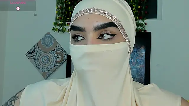 Maissa_Alabi's cam snapshot