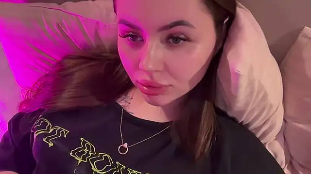 AlmaryKim's cam snapshot