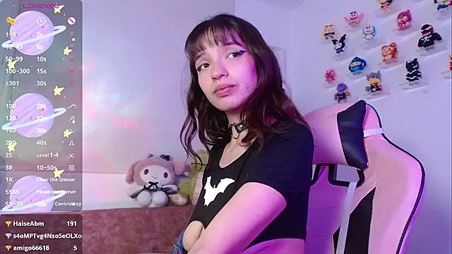 evie_cloud's cam snapshot