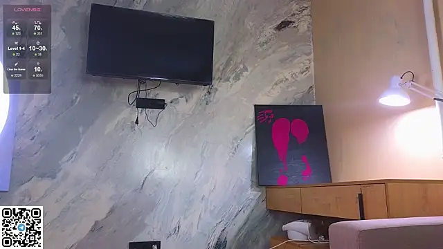 miss_bubbles_'s cam snapshot