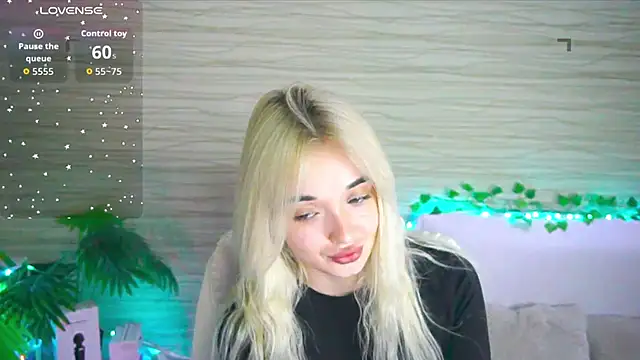 Ashley_S's cam snapshot