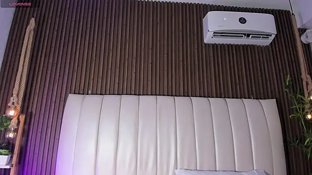 AliHamilton's cam snapshot