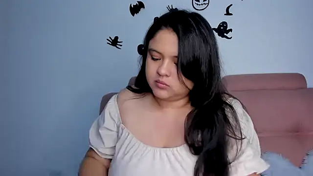 lizzie_c's cam snapshot