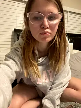 Riley_ray69's cam snapshot