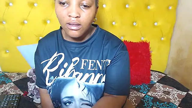 ThickBoityAlison_'s cam snapshot