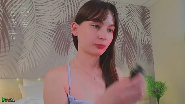 LolaPrise's cam snapshot