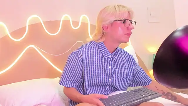 Enrrixxx_'s cam snapshot